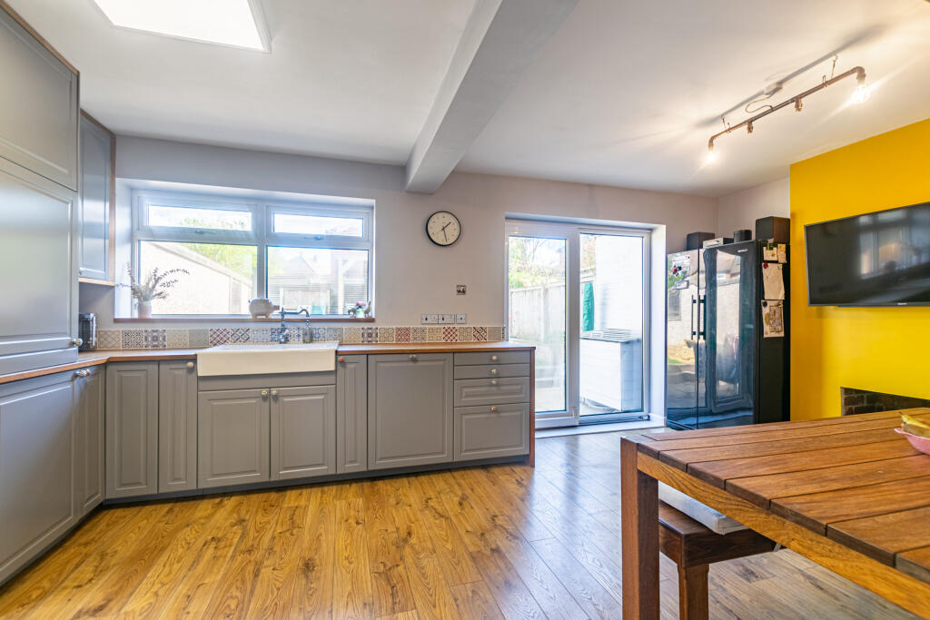 Kitchen Dining Room 1