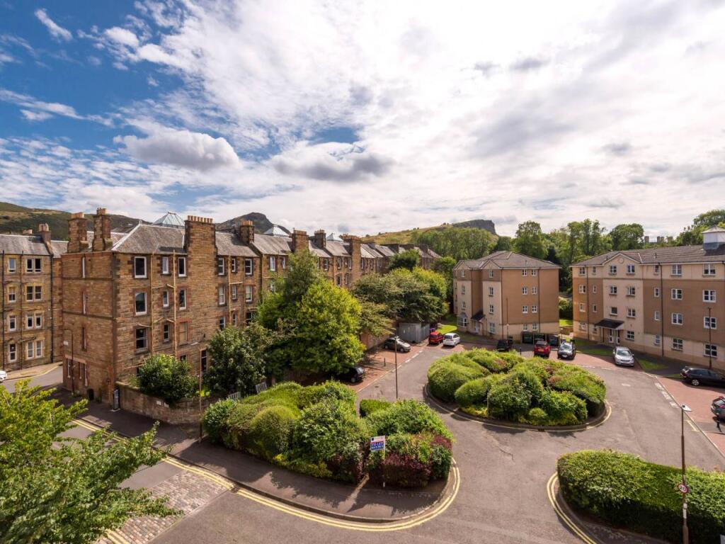 75537_Tytler_Court-0