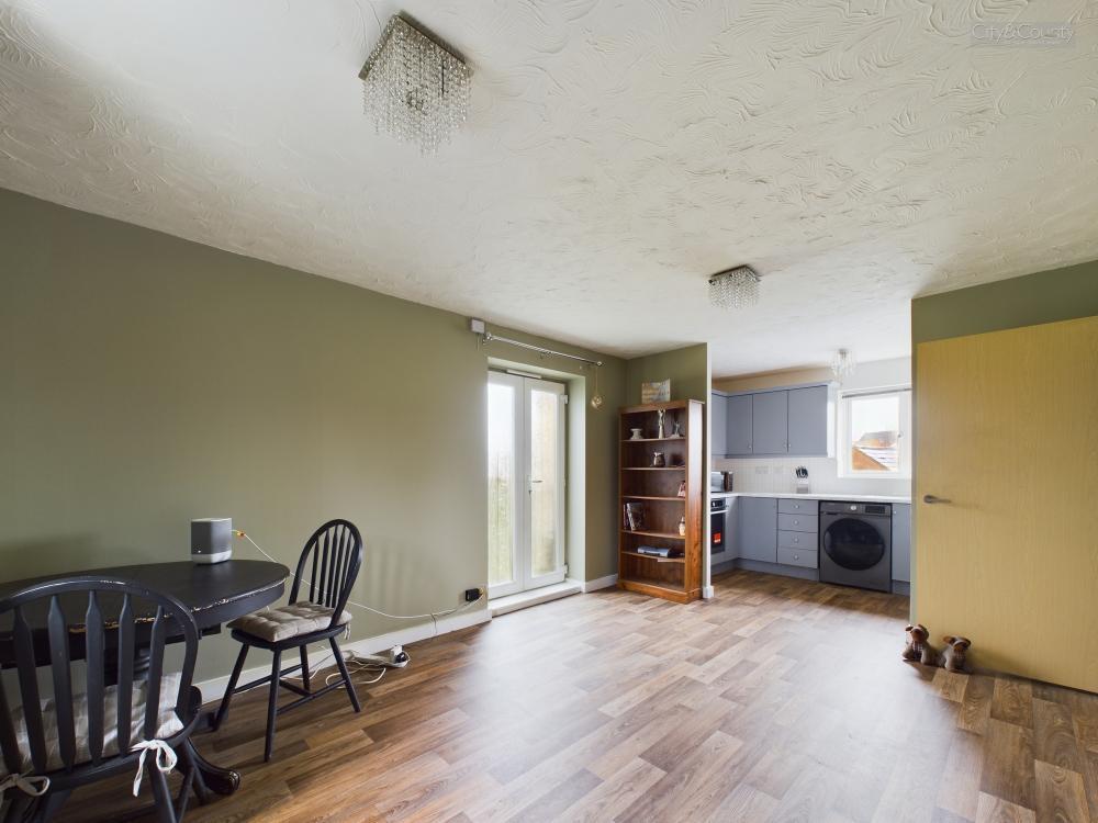 Living Room/Kitchen
