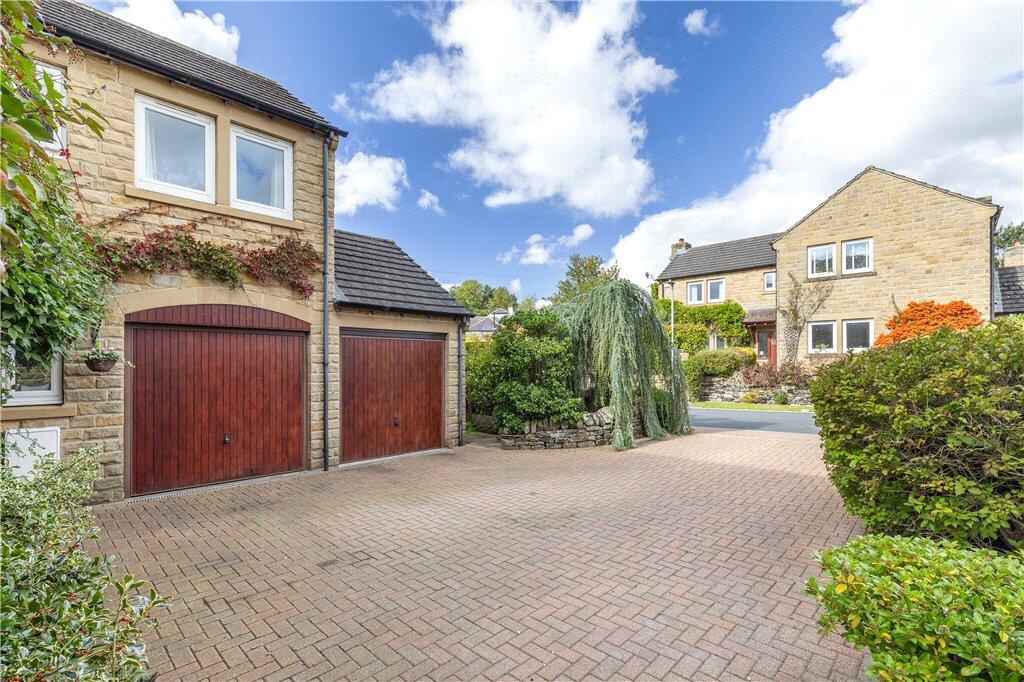 Garage &amp; Driveway