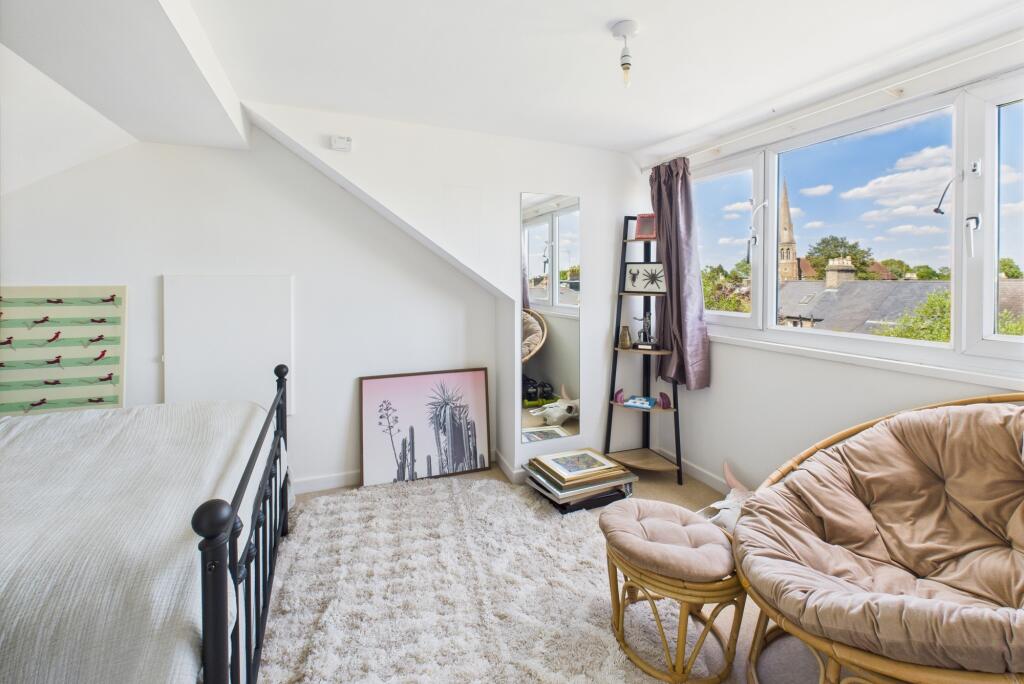 CAM02545G0-PR0440-STILL013