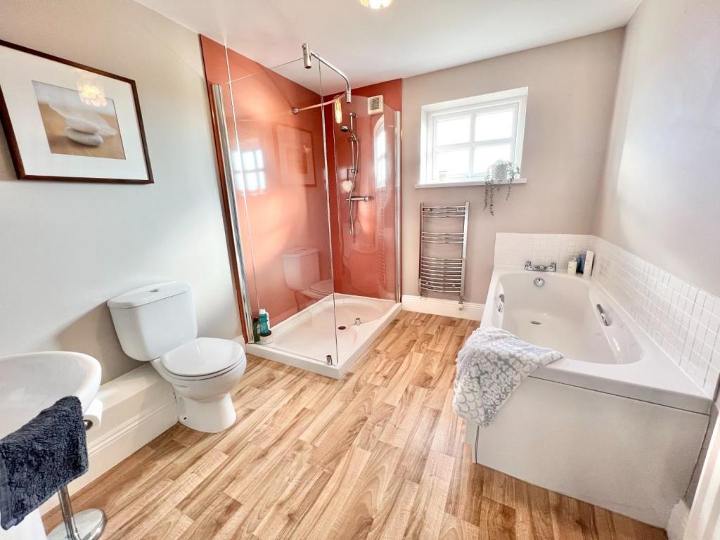 En-suite Main bedroom