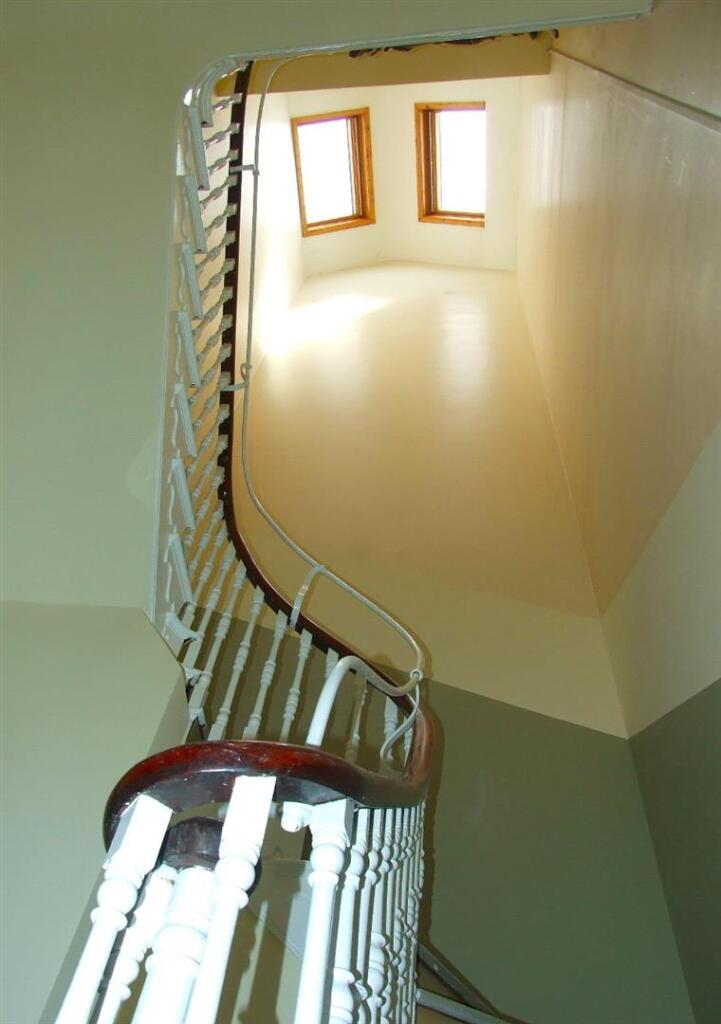 27A Yorkersgate Staircase.jpg