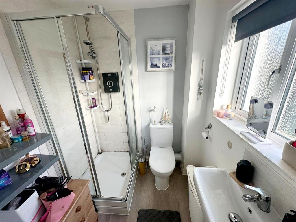 Ensuite.jpg