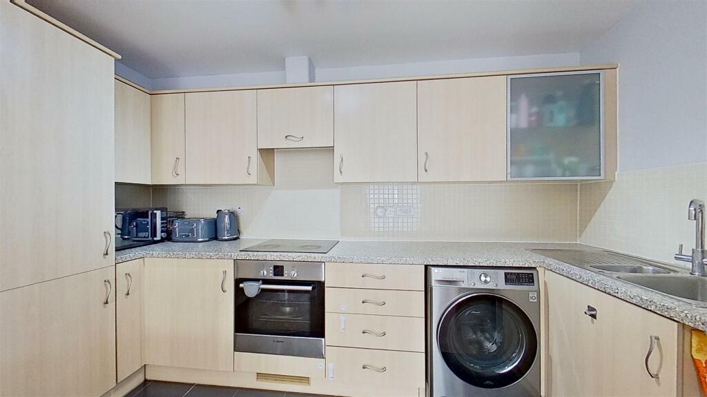 Hardy-Court-Furmage-Road-Earlsfield-SW18-05242024_