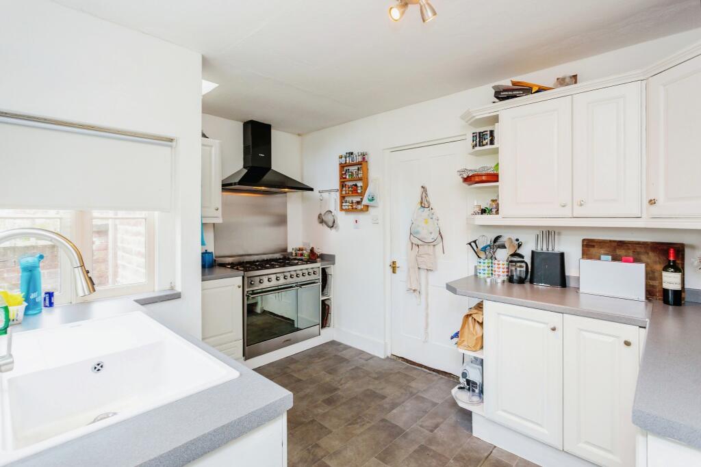 Kitchen 3