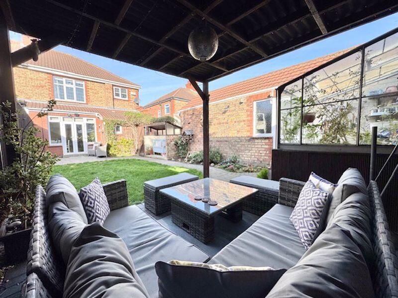 Gazebo to garden