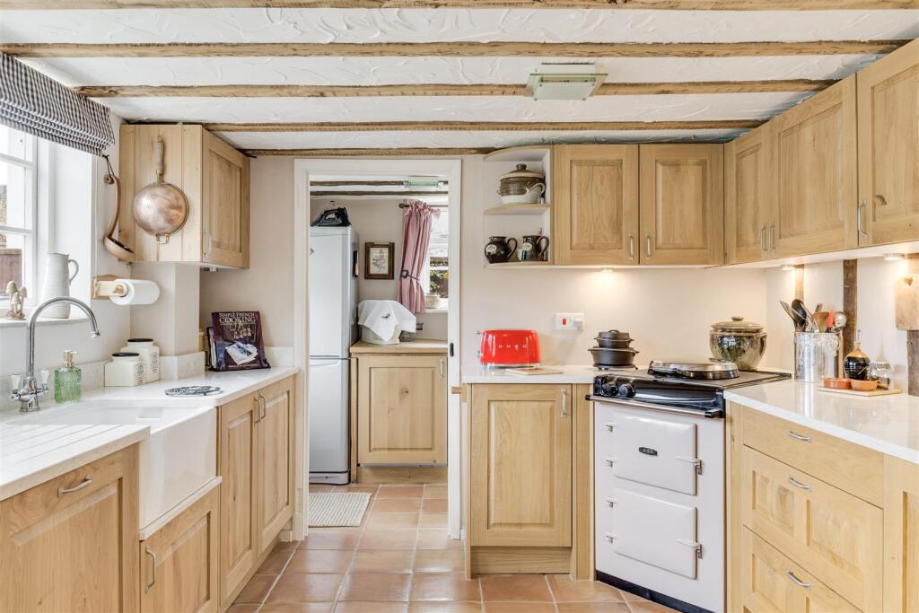 Thorncote Road 4-22.jpg