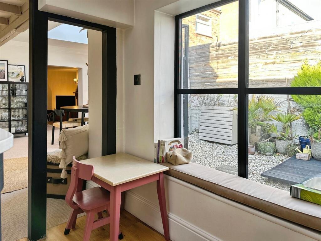 a3c94766--46C6-94BF-5C759F544E15-43241-00000C3CA37