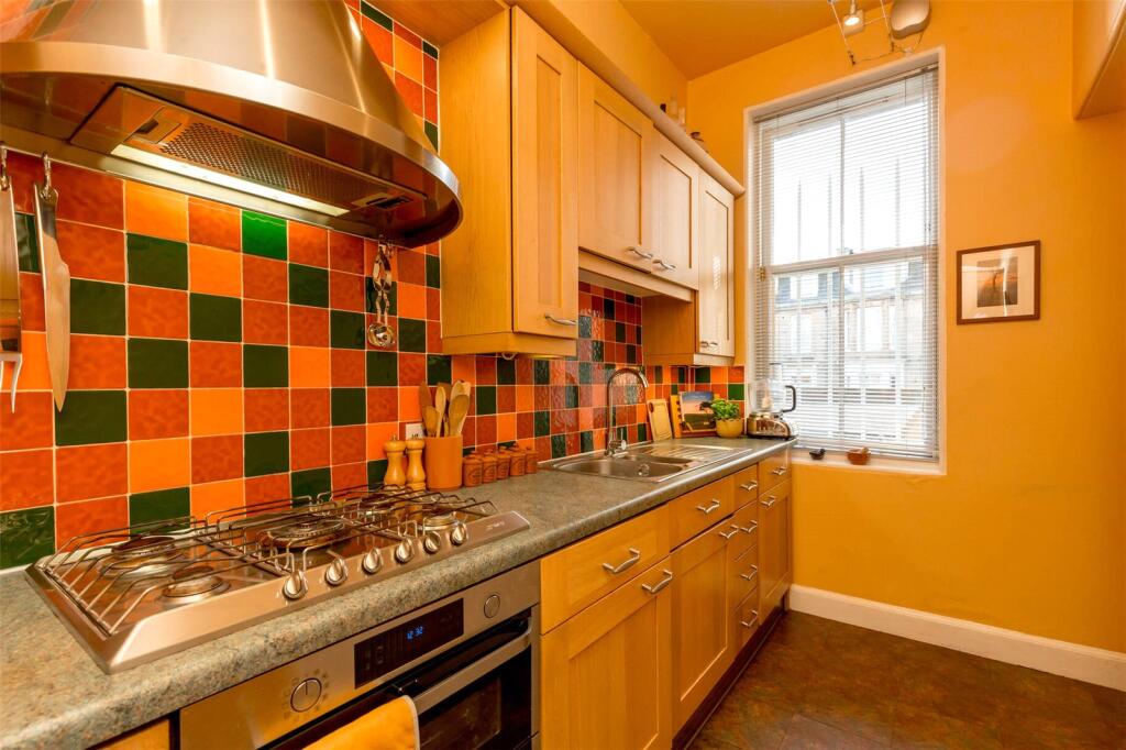 Marchhall Crescent 8