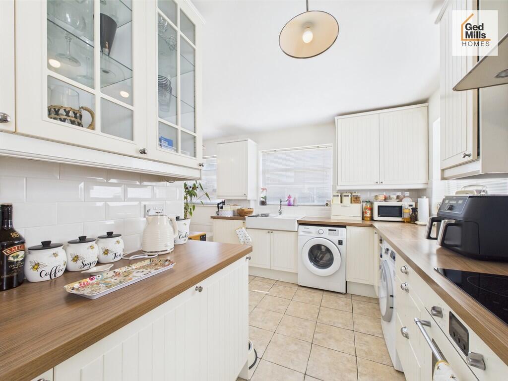 CAM04261G0-PR0048...