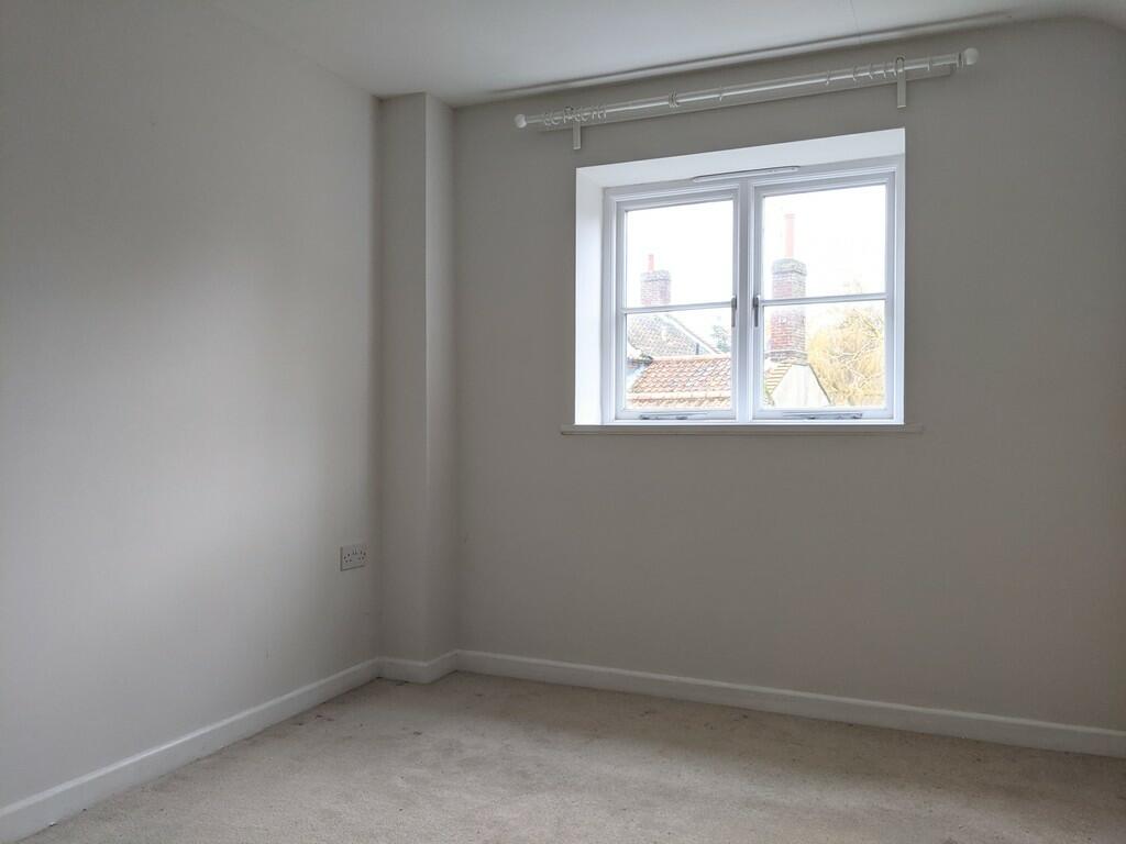 Second bedroom 
