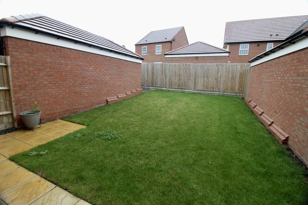 FF15AE87-4220-44A...