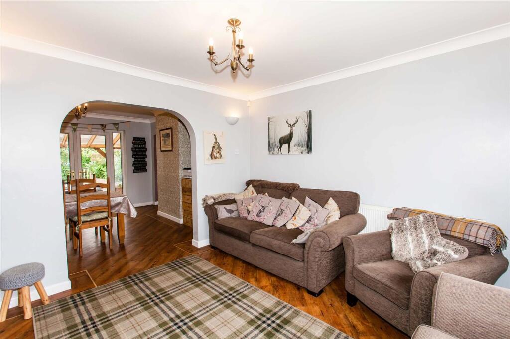 2 Houfton Road (22).jpg