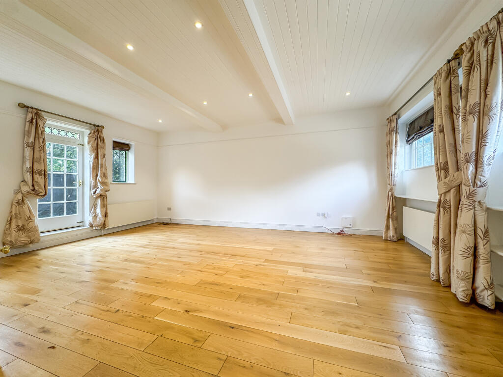 20250830_142028558_iOS_edited