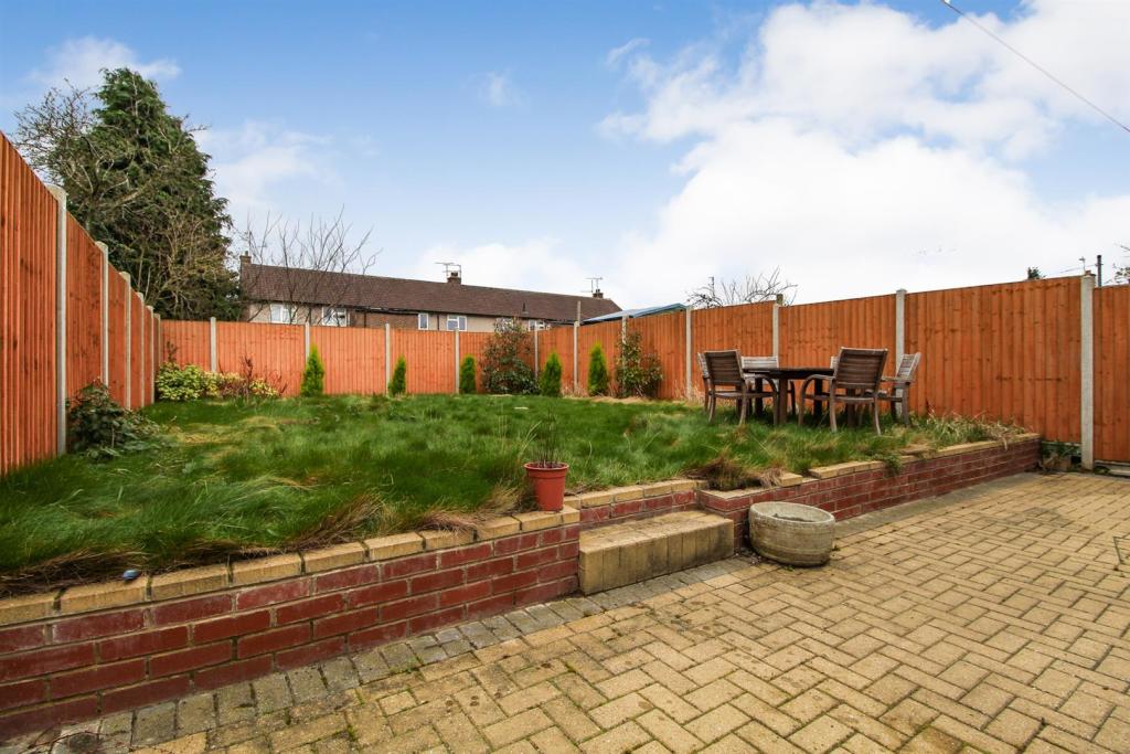 garden 1.jpg