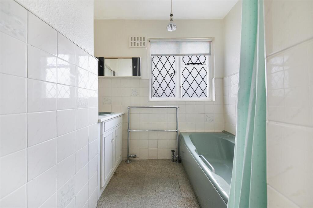 HILLSIDE,78- (6).jpg