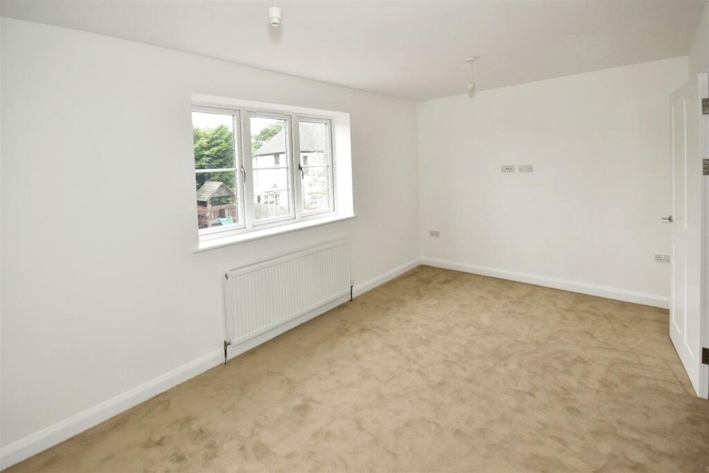 6ed38d43-1Bedroom2.JPG