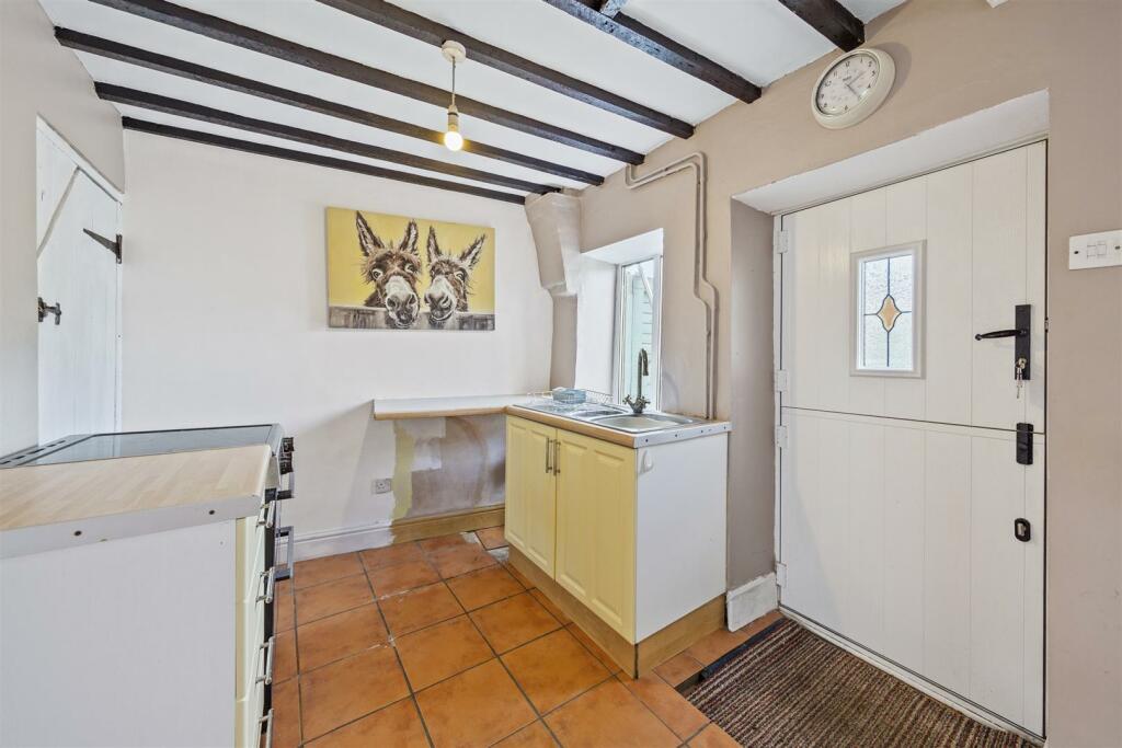 Kitchen/Dining Room