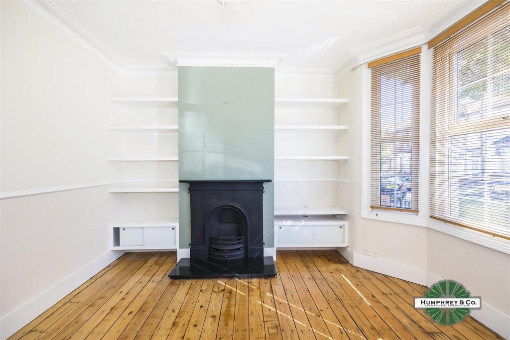 30   Century Road -009.jpg