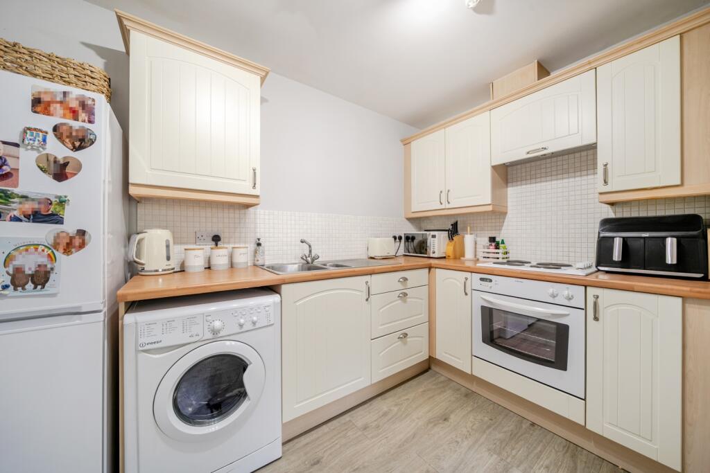 1340270-12-689b46c0ad9df