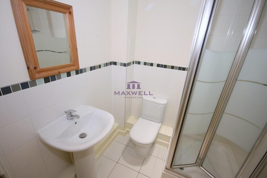 62 bed 2 bath for rent in Bow, E3