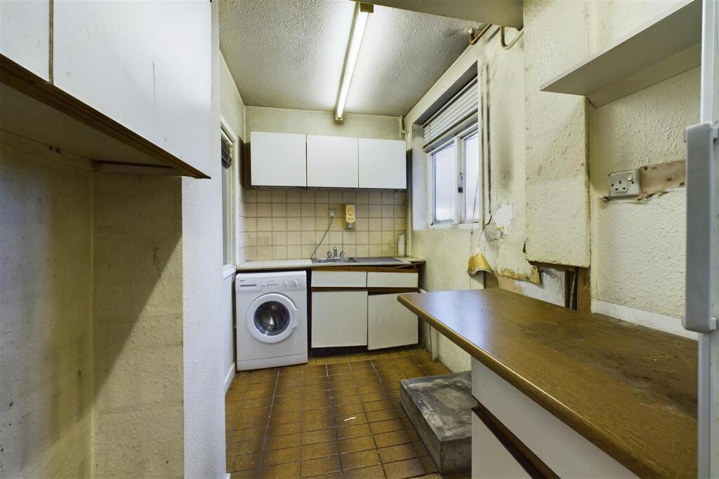 Malvern House, Bridgwater Road East Brent, Highbri