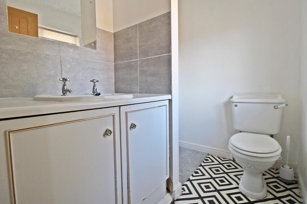 En Suite 2