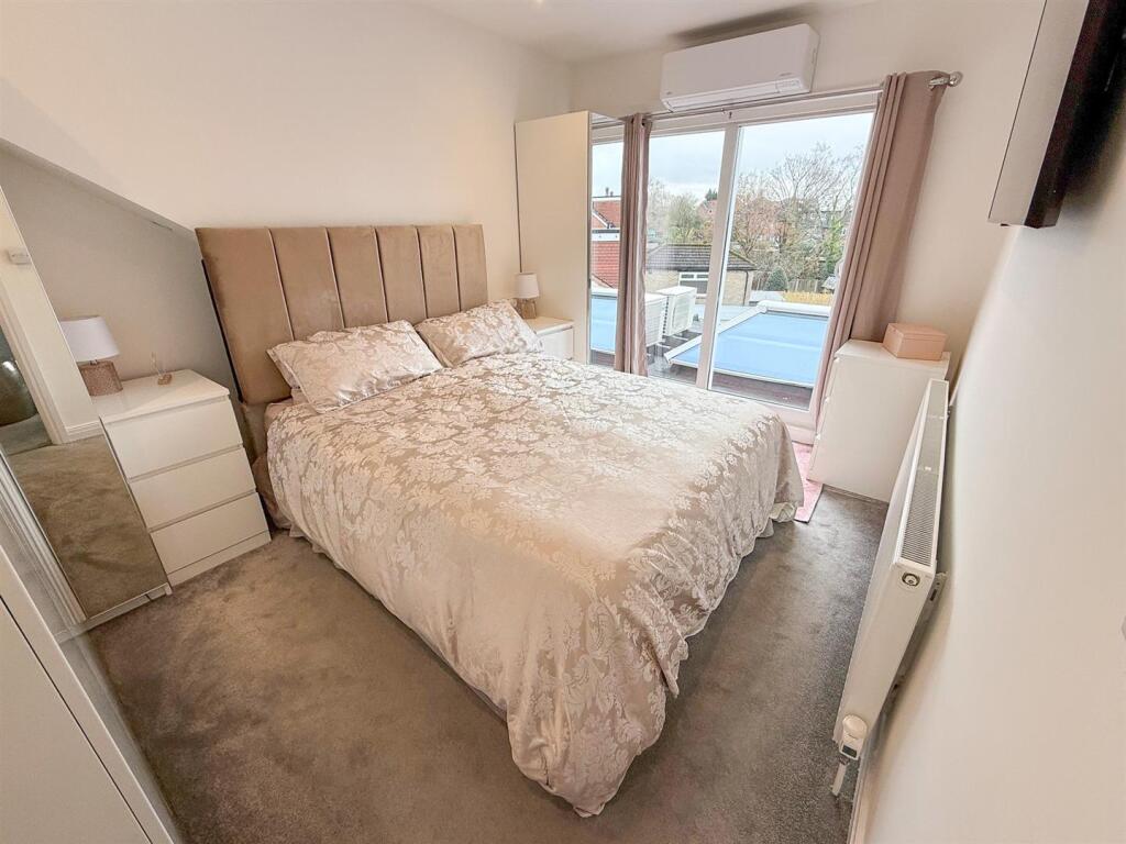 Principal Bedroom