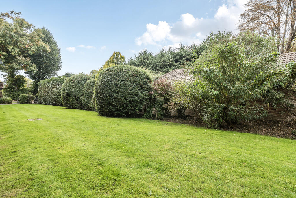 1361456-21-68de9e...