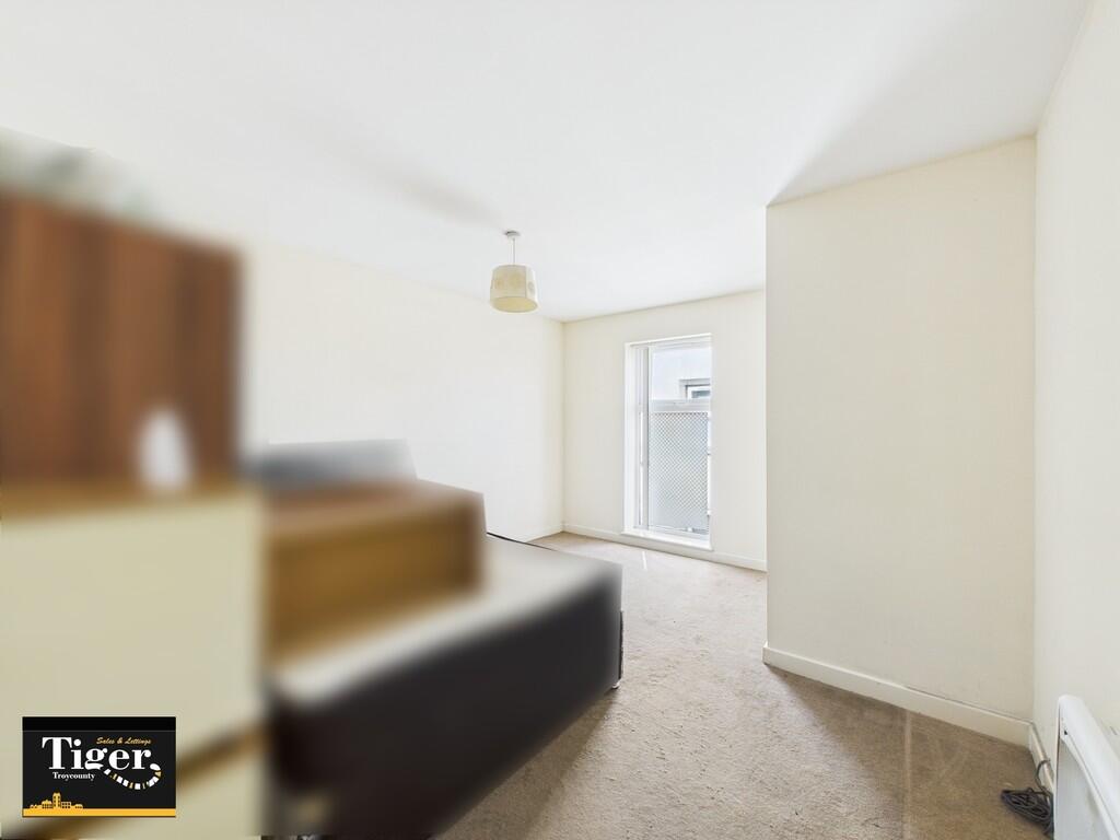 CAM03440G0-PR0273...