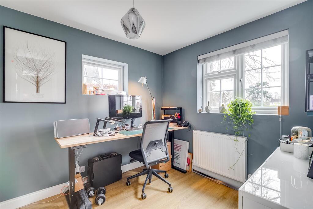 Eastholm Green 9-22.jpg