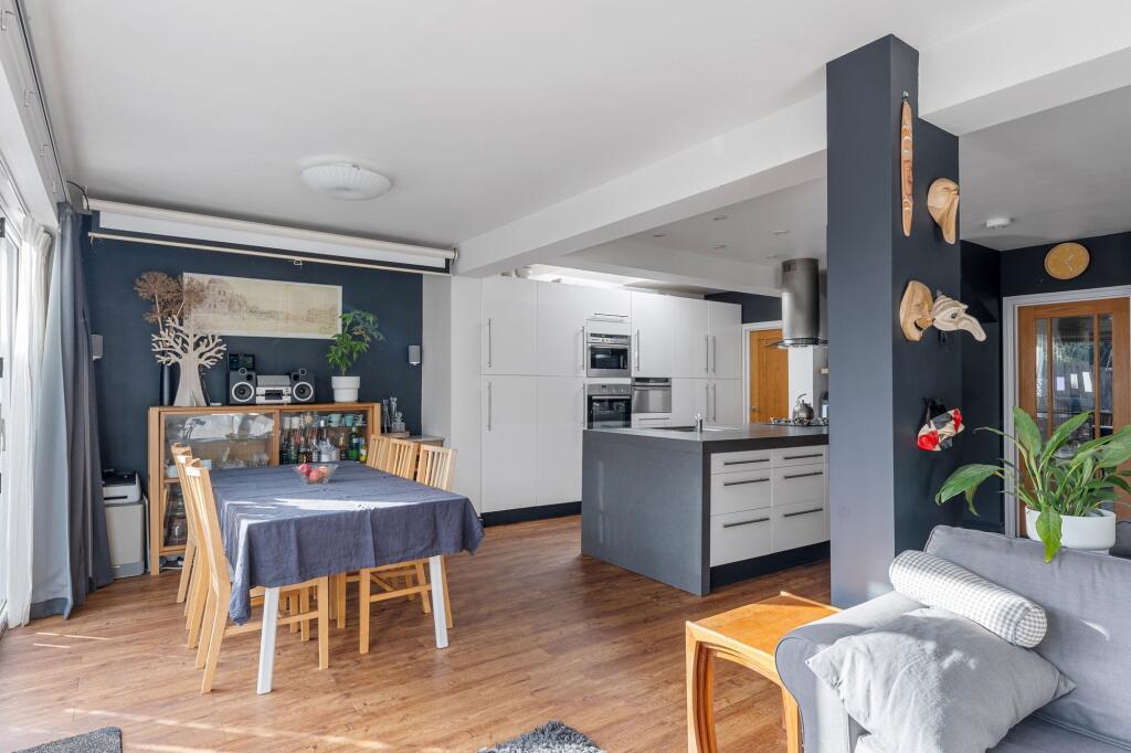Kitchen-Family Room