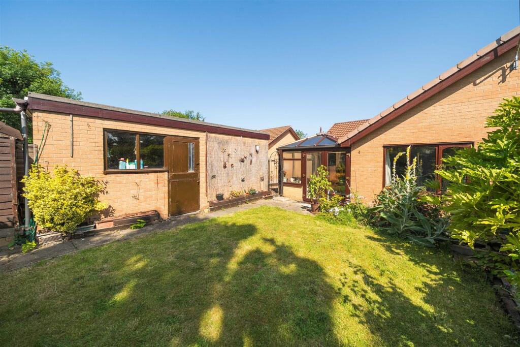 6 Lodge Close, Ashby de la Zouch