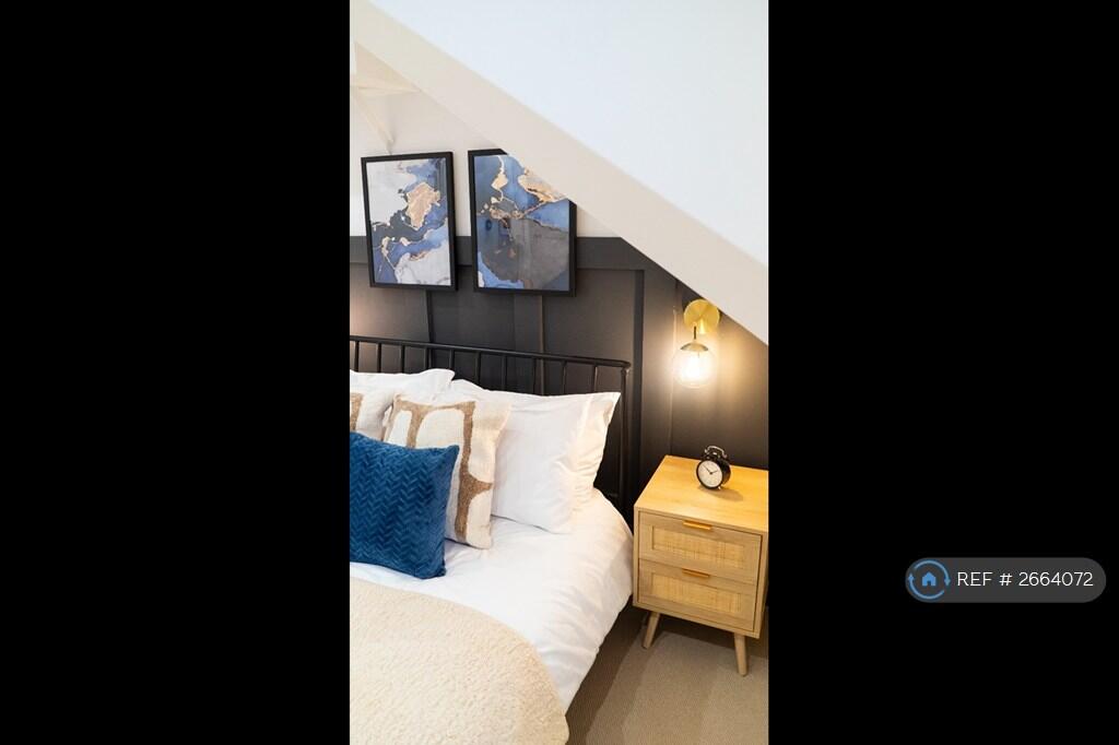 Room 4