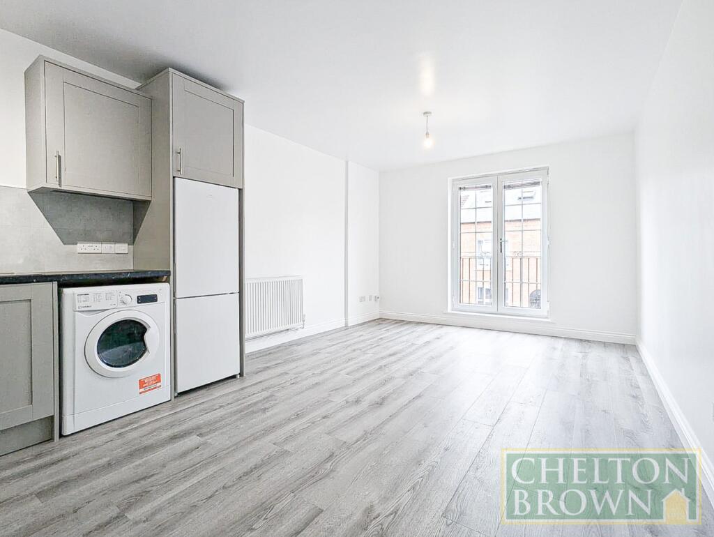 Lounge/Kitchen