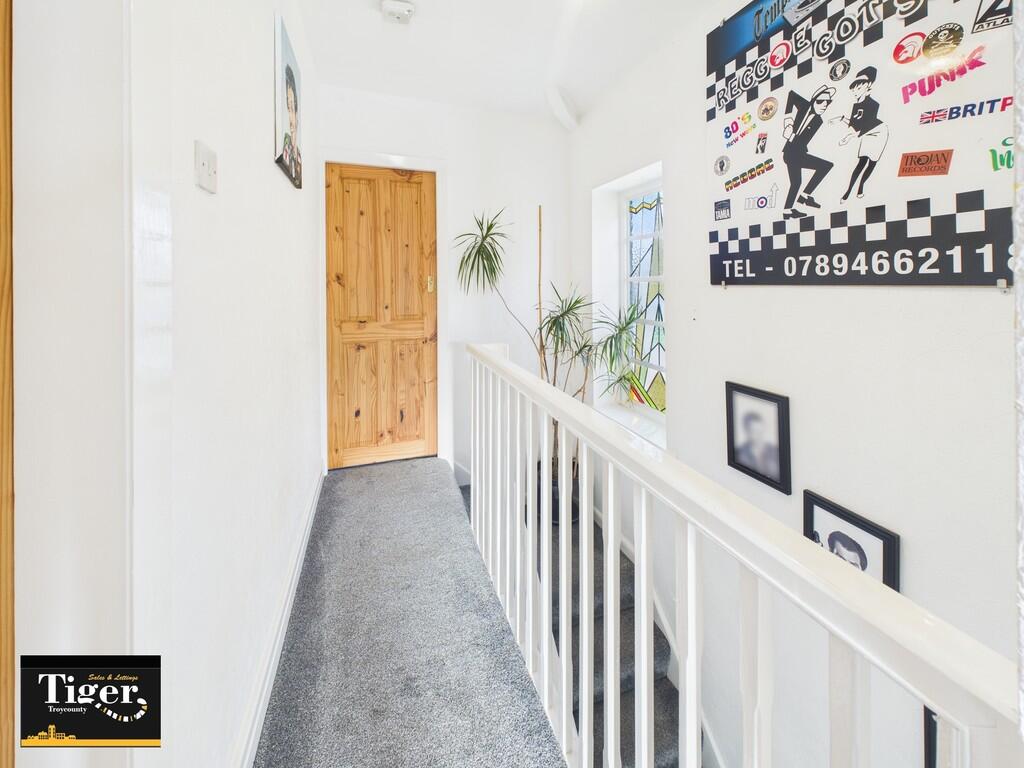 CAM02176G0-PR0772...