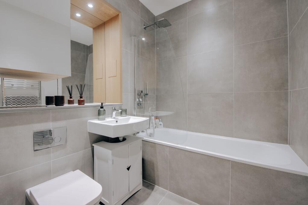 Family bathroom
