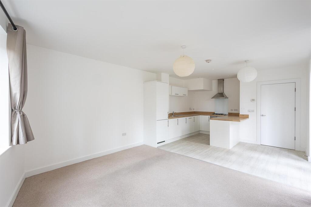 Open Plan Reception