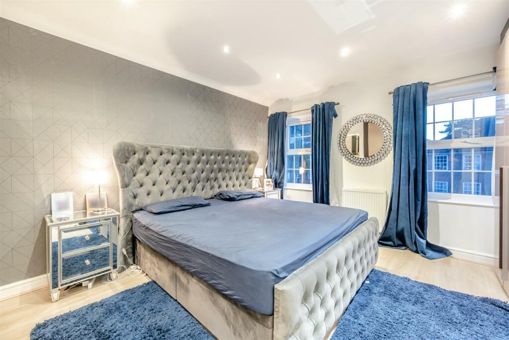 8537741-interior29.jpg
