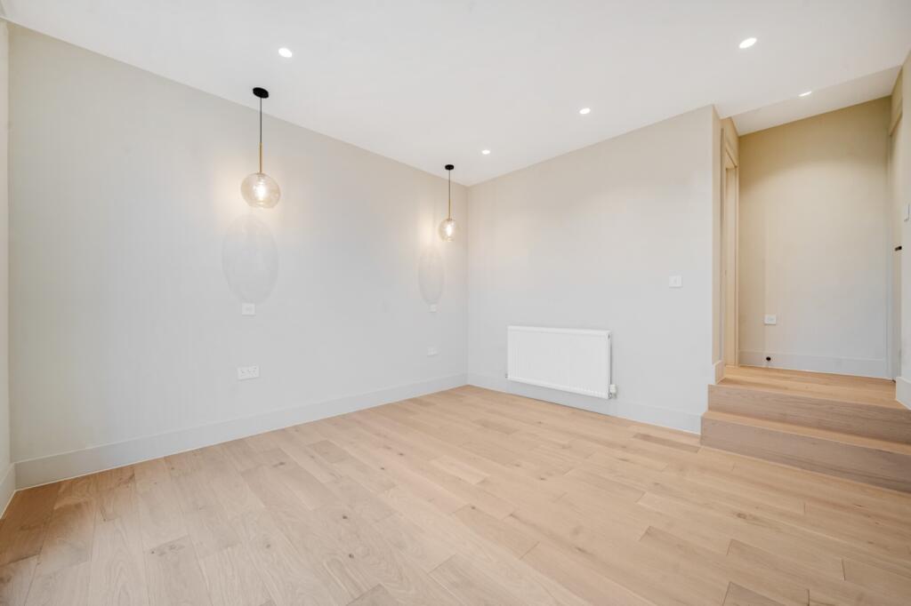 1288914-15-682646...