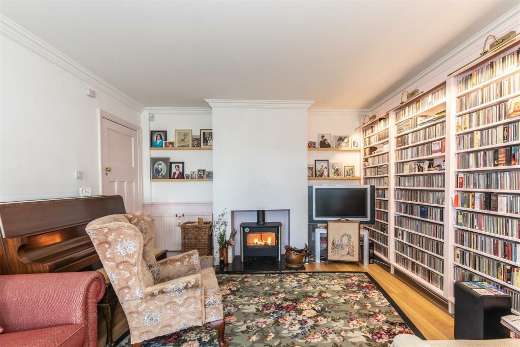 2 Balcombe Avenue31.jpg