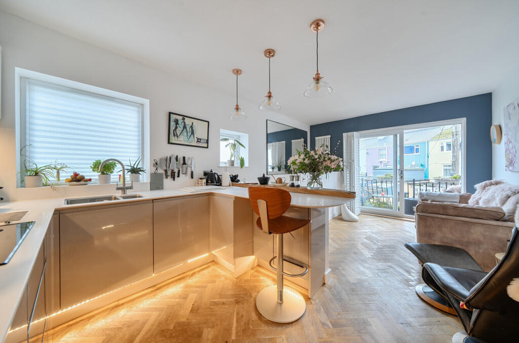 Kitchen/Sitting Room