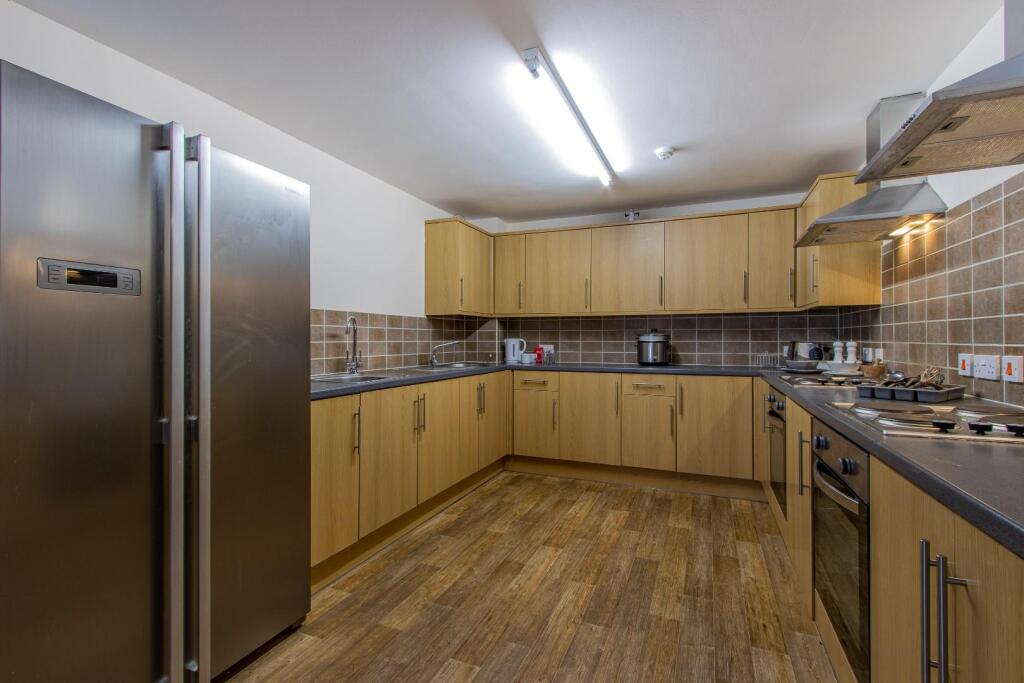Miskin Street 114 NEW-1.jpg