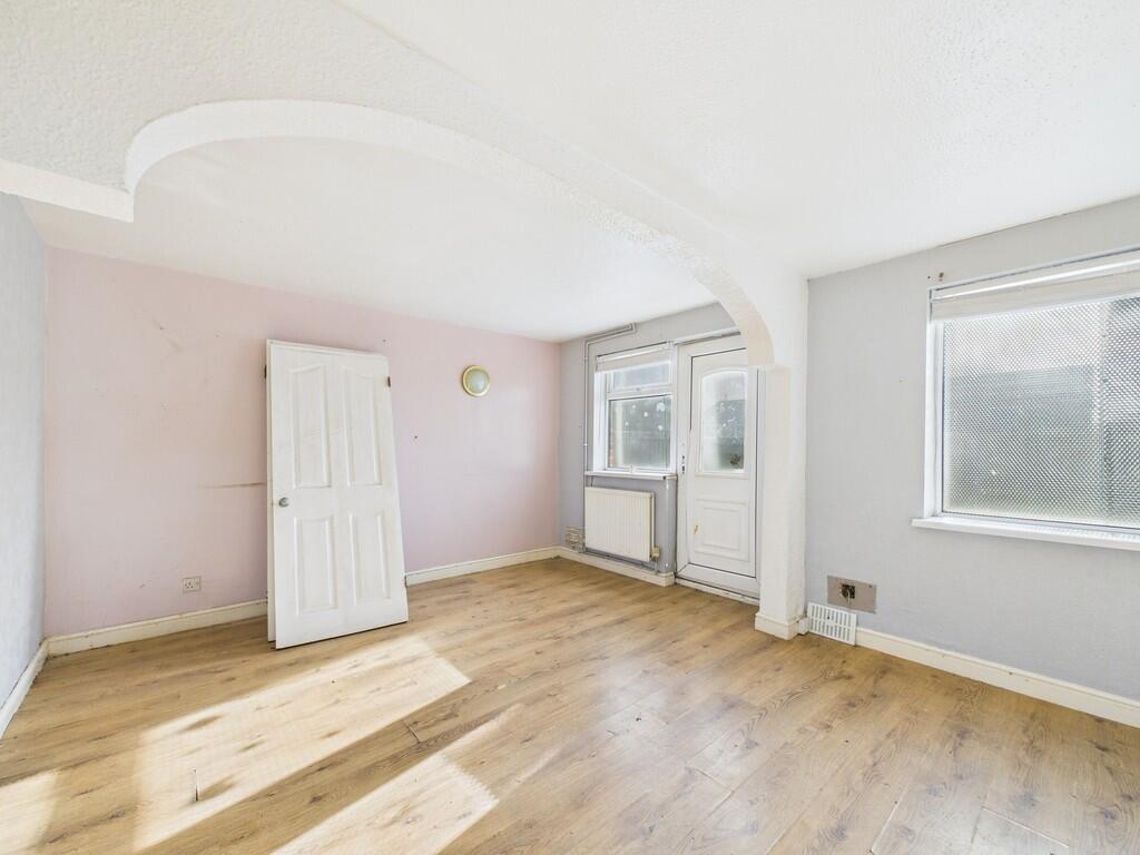 CAM02060G0-PR0297...