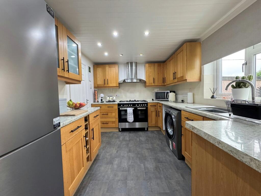 Fitted Kitchen