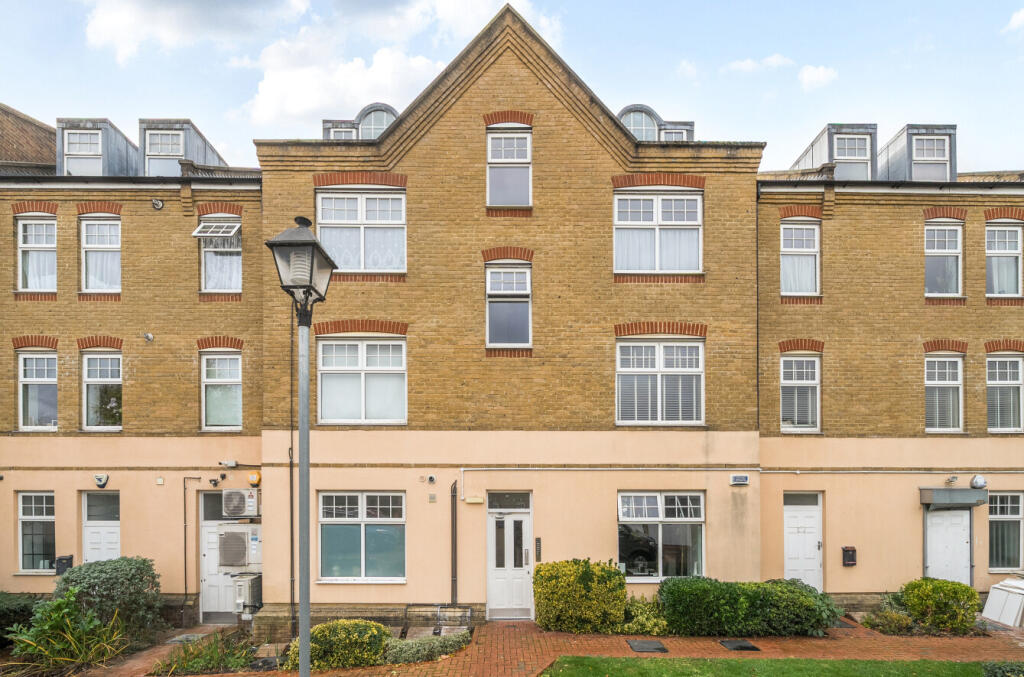 1370317-2-69089ca...