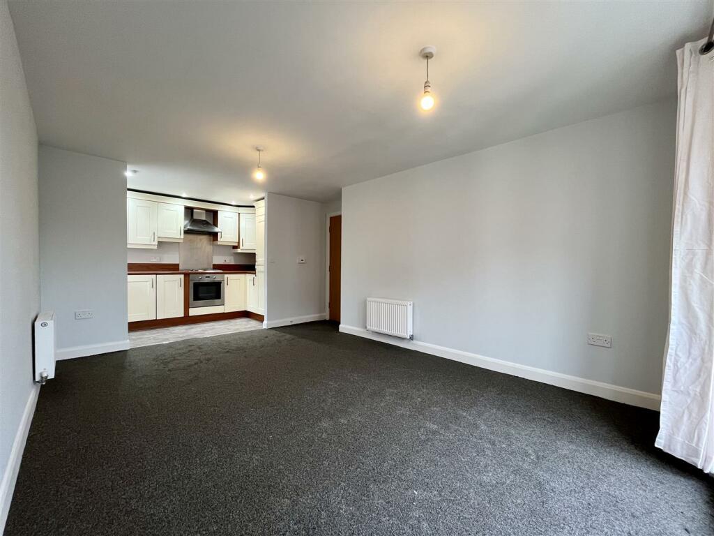 Living Area Aspect 3