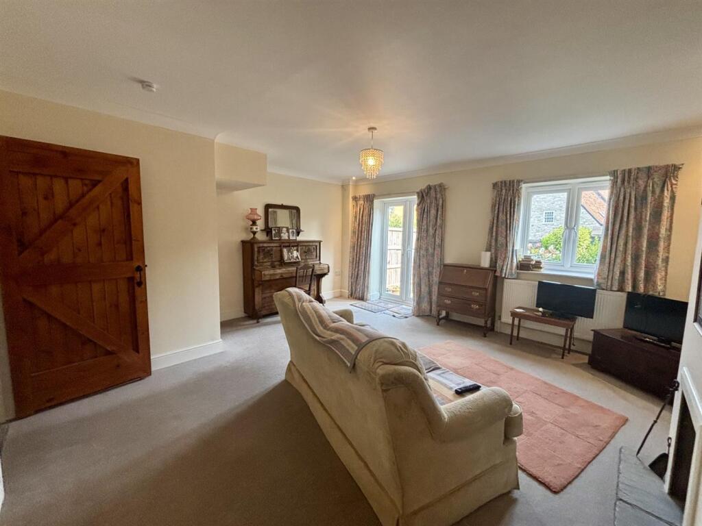 Living room.jpg