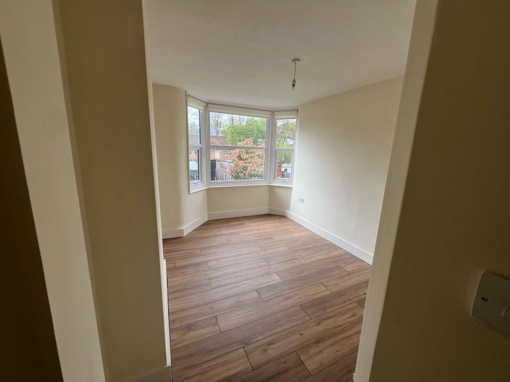 Bedroom 2 (1)